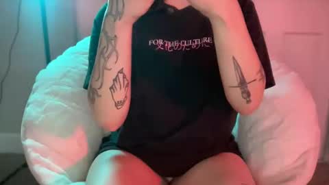 knextdoor online show from January 15, 9:07 pm