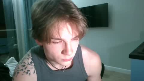 Snapshot of knotsiemens chatting on February 28, 6:09 pm Adam online show from February 28, 6:09 pm