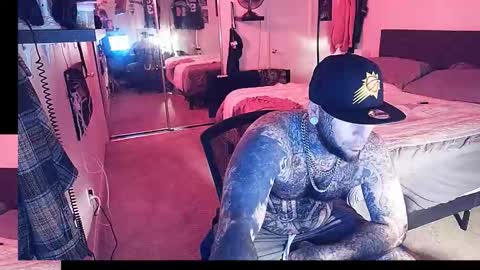 Knox Wilder online show from December 1, 3:33 am