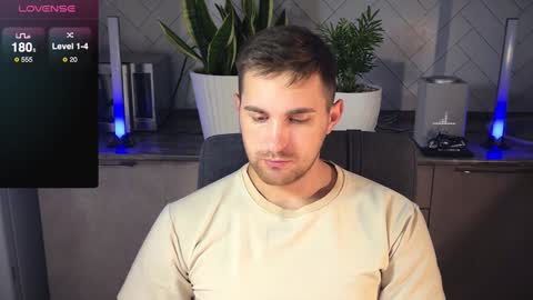 Sweet boy online show from January 8, 8:49 am
