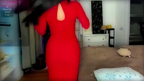 Snapshot of kokonut__ chatting on February 14, 4:37 pm Lisa online show from February 14, 4:37 pm