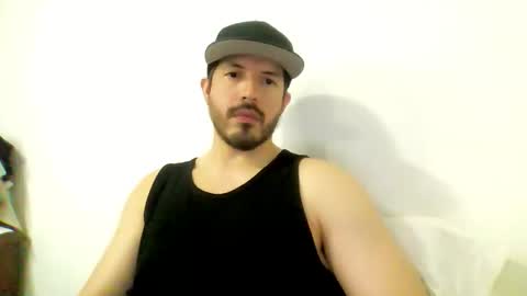 kolombianox online show from October 31, 5:52 am