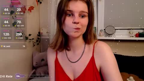 Snapshot of komorebbi chatting on October 24, 10:17 pm Marta online show from October 24, 10:17 pm