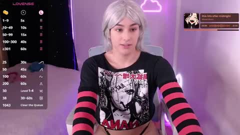 Snapshot of koneko_nya chatting on May 28, 7:11 pm Riley online show from May 28, 7:11 pm