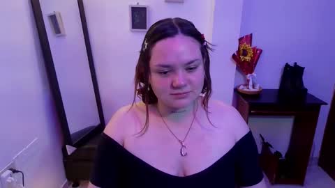 camila online show from March 18, 3:42 am