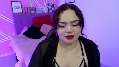 camila online show from April 7, 4:35 am