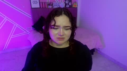 Snapshot of koning_moretti chatting on April 20, 8:39 am camila online show from April 20, 8:39 am
