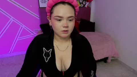 Snapshot of koning_moretti chatting on May 21, 3:13 am camila online show from May 21, 3:13 am