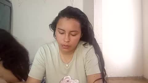 Konny and Laila online show from March 29, 3:01 pm