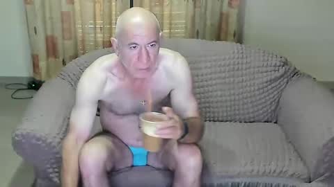 Snapshot of konstantin1970 chatting on July 17, 10:55 am konstantin1970 online show from July 17, 10:55 am