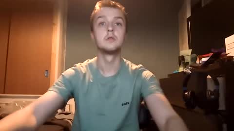 Snapshot of kookieskush chatting on January 5, 2:52 pm Kookies online show from January 5, 2:52 pm