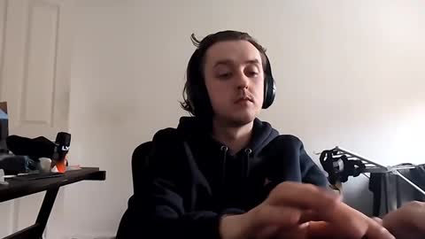 Snapshot of kookieskush chatting on February 23, 2:58 pm Kookies online show from February 23, 2:58 pm