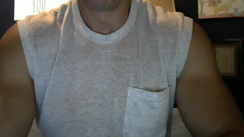 Snapshot of koolchillfun chatting on December 3, 11:57 pm koolchillfun online show from December 3, 11:57 pm