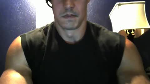 Snapshot of koolchillfun chatting on December 16, 11:28 pm koolchillfun online show from December 16, 11:28 pm