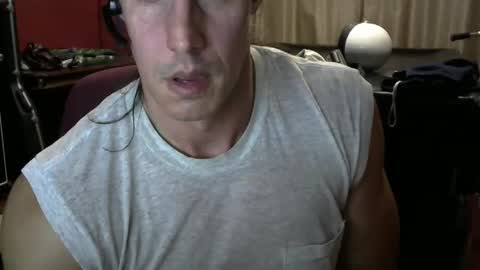 Snapshot of koolchillfun chatting on March 2, 5:33 am koolchillfun online show from March 2, 5:33 am