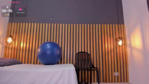 Snapshot of kora__65 chatting on November 22, 11:09 am I am kora online show from November 22, 11:09 am