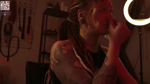 Snapshot of koracrosbie chatting on October 17, 1:35 pm Kora TG channel online show from October 17, 1:35 pm