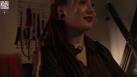 Snapshot of koracrosbie chatting on October 21, 1:23 pm Kora TG channel online show from October 21, 1:23 pm