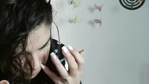 Karoll online show from January 17, 6:44 pm