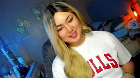 MISS ALICIA online show from December 25, 5:16 am