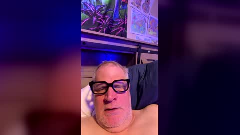 Snapshot of korysmith568 chatting on January 6, 2:37 am korysmith568 online show from January 6, 2:37 am