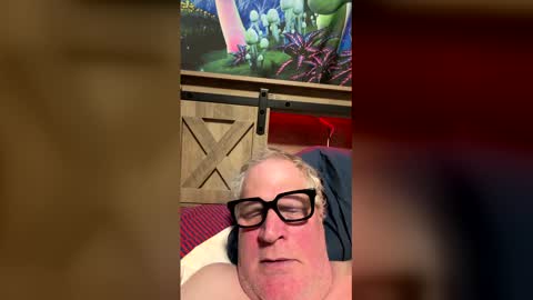 Snapshot of korysmith568 chatting on February 12, 3:01 am korysmith568 online show from February 12, 3:01 am