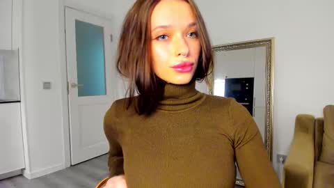 kossie_ online show from November 3, 7:04 pm