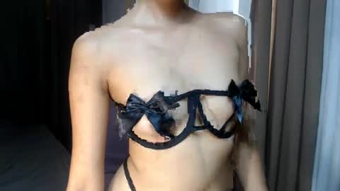 kourtneyluv online show from January 21, 5:38 am