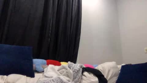 Snapshot of koyoteej chatting on May 20, 4:57 pm koyoteej online show from May 20, 4:57 pm