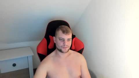 Bartek online show from December 7, 2:42 am