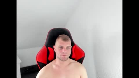 Bartek online show from April 21, 6:52 am