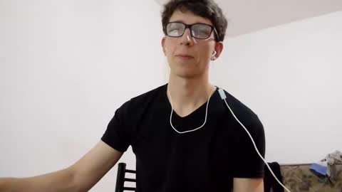 Facu online show from December 31, 6:24 pm