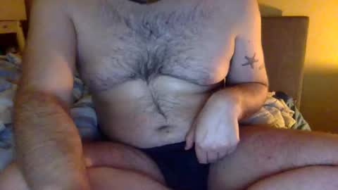 kr4k3n_ online show from November 8, 7:01 pm