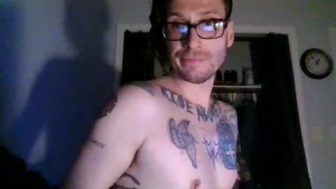 Snapshot of krasher2313 chatting on March 11, 7:48 am hard hung horny online show from March 11, 7:48 am