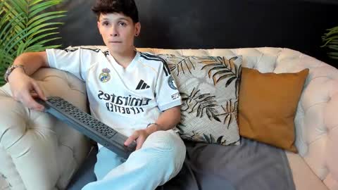 Kraven online show from October 13, 3:17 am