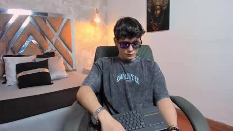 Kraven online show from February 8, 3:21 am