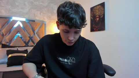 Kraven online show from April 2, 3:04 am