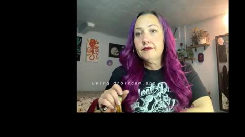 kreamyk420 online show from February 5, 2:27 am