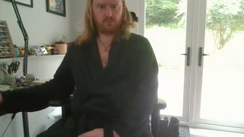 kreestafa182285 online show from May 10, 7:13 am