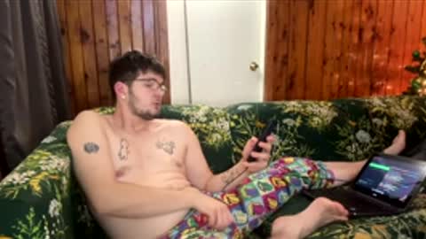 krimsoncircuit online show from November 28, 7:44 am