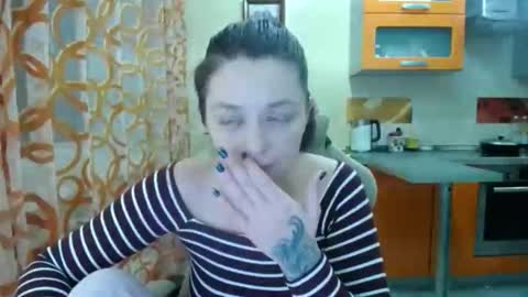 Kris online show from December 15, 8:46 pm