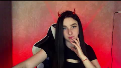 Snapshot of krisbadass chatting on October 11, 9:30 am Kris online show from October 11, 9:30 am