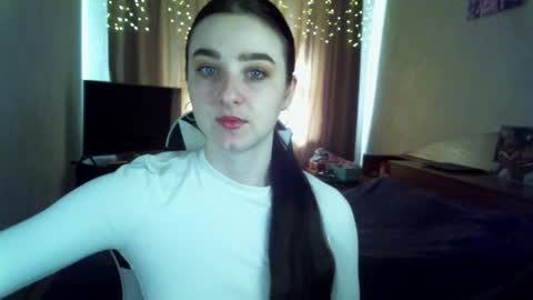 Snapshot of krisbadass chatting on November 13, 9:30 am Kris online show from November 13, 9:30 am