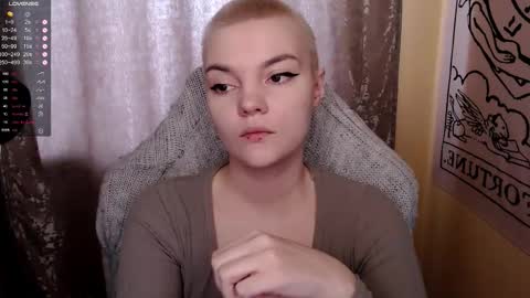 Snapshot of krisneal chatting on February 3, 9:25 am krisneal online show from February 3, 9:25 am