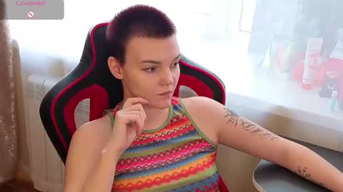 Snapshot of krisneal chatting on February 20, 9:32 am krisneal online show from February 20, 9:32 am