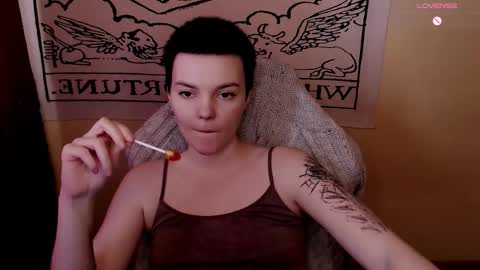 Snapshot of krisneal chatting on March 20, 9:36 am krisneal online show from March 20, 9:36 am