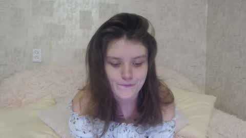 krissvoss online show from November 22, 4:28 pm