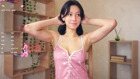 Emma online show from November 30, 8:35 pm