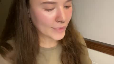 kristiekitty online show from April 27, 4:21 am