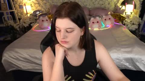Snapshot of kristifoxy chatting on May 12, 6:49 pm kristifoxy online show from May 12, 6:49 pm